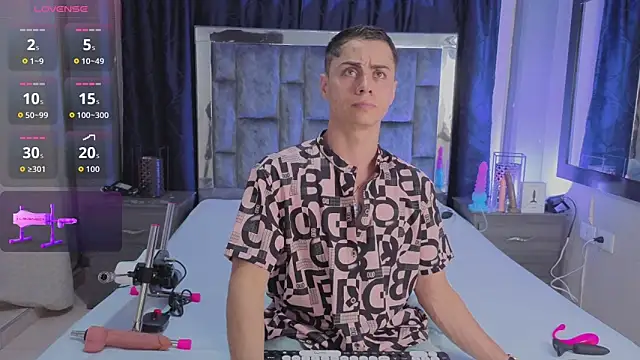 LeoMonnroe online show from March 31, 2026, 7:16 pm