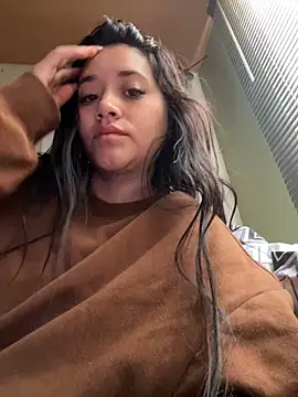 Snapshot of Veronica_Wins_ chatting on February 7, 2026, 12:13 pm Veronica Wins online show from February 7, 2026, 12:13 pm