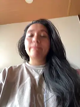 Snapshot of Veronica_Wins_ chatting on February 11, 2026, 7:03 pm Veronica Wins online show from February 11, 2026, 7:03 pm