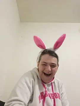 roksa2026 online show from April 4, 2026, 8:54 am