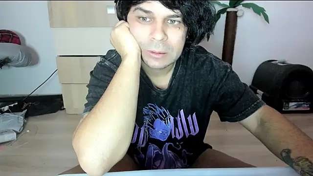 LorenzoBoy99 online show from January 16, 2026, 9:19 pm