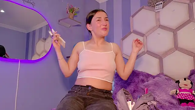 yvi taylor online show from April 2, 2026, 11:39 am