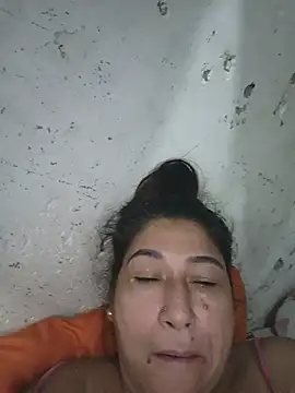 Snapshot of PatriciaGrajales chatting on July 16, 2026, 5:43 pm PatriciaGrajales online show from July 16, 2026, 5:43 pm