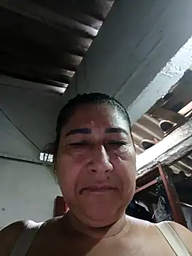 PatriciaGrajales online show from April 9, 2026, 1:39 pm