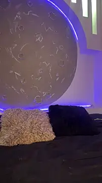 Apolo lux1 online show from April 1, 2026, 8:50 pm