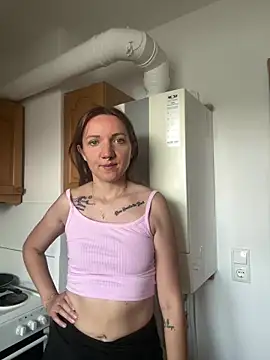 Marina und Jayden online show from June 19, 2026, 4:57 pm
