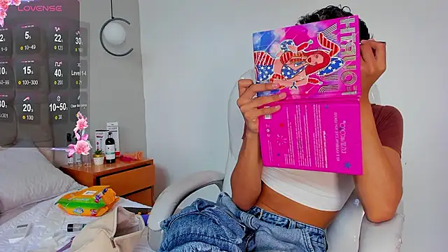 Snapshot of twink_royale18 chatting on February 20, 2026, 3:36 pm twink royale18 online show from February 20, 2026, 3:36 pm