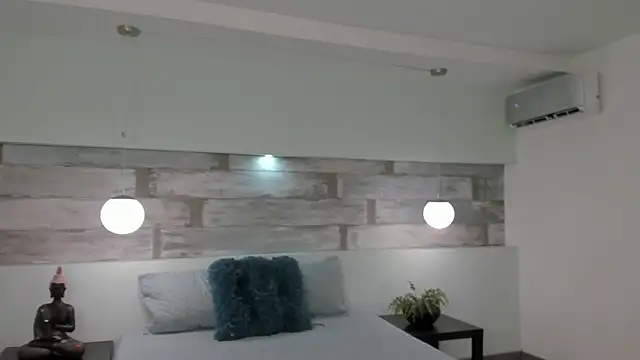 Abriil cutee online show from March 25, 2026, 5:56 pm