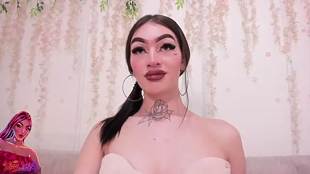 lizz lunna online show from April 2, 2026, 7:09 pm