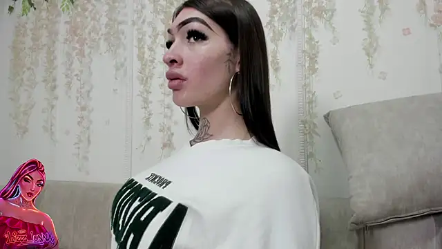 lizz lunna online show from March 31, 2026, 8:44 pm