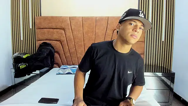 MATHY ROBERT online show from January 14, 2026, 7:50 pm