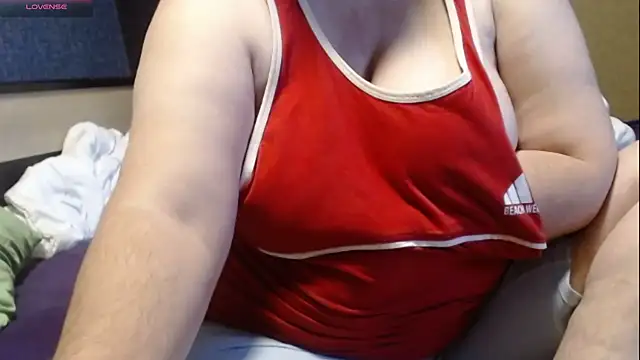 Snapshot of Santanna77 chatting on November 23, 2025, 9:08 am Santanna77 online show from November 23, 2025, 9:08 am