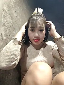 Snapshot of apple0011 chatting on February 5, 2026, 12:45 pm apple0011 online show from February 5, 2026, 12:45 pm