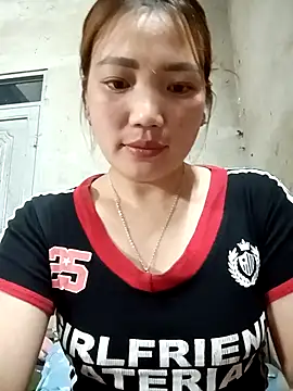 Snapshot of Nunaa2x chatting on May 1, 2026, 1:38 pm Nunaa2x online show from May 1, 2026, 1:38 pm