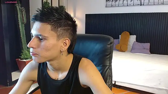 paullcb online show from February 15, 2026, 3:51 am