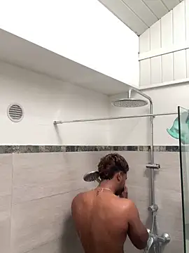 Axel black10 online show from March 15, 2026, 9:38 am