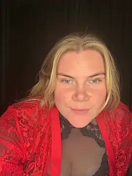 SexyBlondJoanna online show from January 18, 2026, 8:45 pm