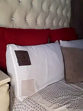 bigboobylicious online show from April 6, 2026, 12:06 pm