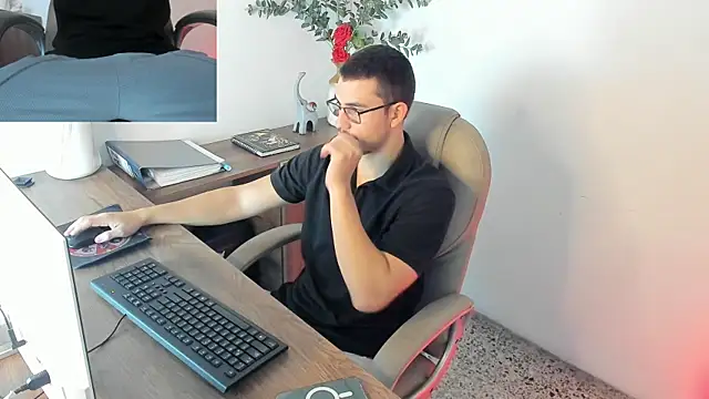 Snapshot of Jay_Grip chatting on February 25, 2026, 1:22 pm Jay Grip online show from February 25, 2026, 1:22 pm