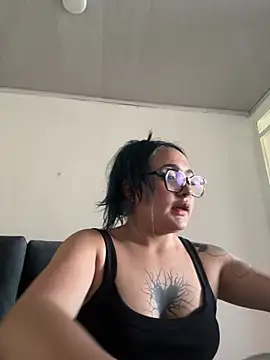 Diosa lunar1 online show from May 30, 2026, 10:04 pm
