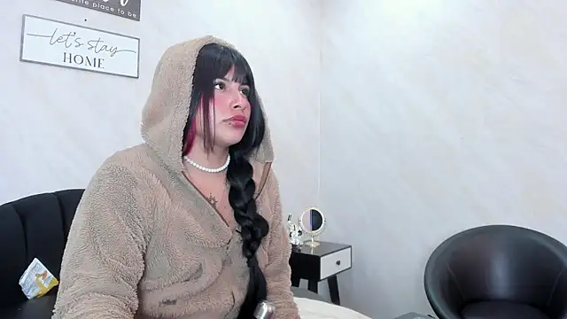 Nyx Hyde online show from January 13, 2026, 1:04 pm