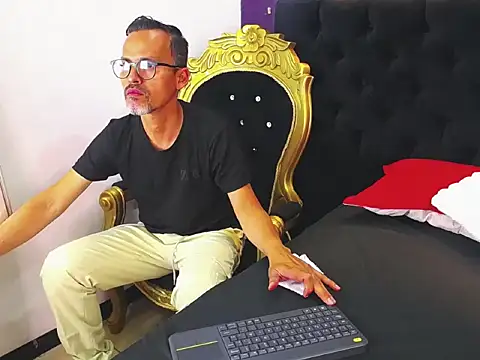 Oswalldo   online show from March 21, 2026, 12:09 pm