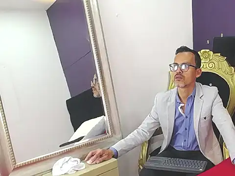 Oswalldo   online show from March 25, 2026, 11:09 am