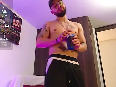 Axel Stton online show from March 19, 2026, 2:39 pm