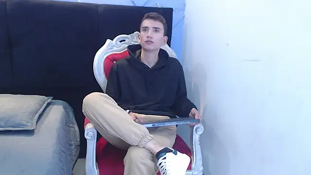 Snapshot of Iam_Smith_ chatting on January 19, 2026, 12:09 pm Iam Smith online show from January 19, 2026, 12:09 pm