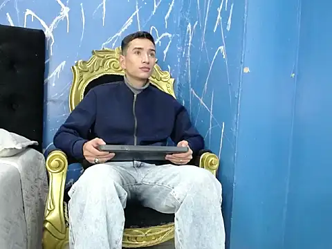 Snapshot of Iam_Smith_ chatting on February 14, 2026, 2:45 am Iam Smith online show from February 14, 2026, 2:45 am