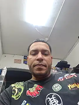 mago vive online show from April 18, 2026, 7:33 am