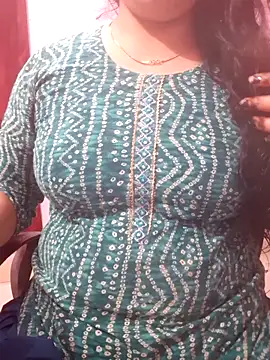 sexy Mal7 online show from February 2, 2026, 4:33 am