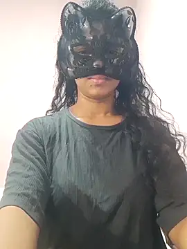 cutehotwife online show from March 28, 2026, 5:14 pm