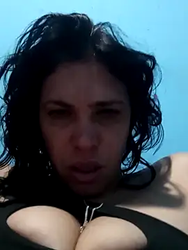 Snapshot of gaellymurlockx18 chatting on February 15, 2026, 8:02 am gaellymurlockx18 online show from February 15, 2026, 8:02 am