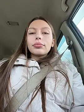 Snapshot of LeiaMood chatting on March 4, 2026, 4:42 am LeiaMood online show from March 4, 2026, 4:42 am