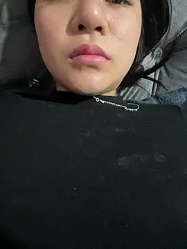 Snapshot of Asuna-be chatting on March 2, 2026, 2:13 pm Asuna-be online show from March 2, 2026, 2:13 pm