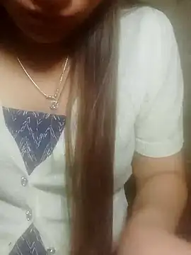 jjennyyy online show from April 20, 2026, 1:03 pm