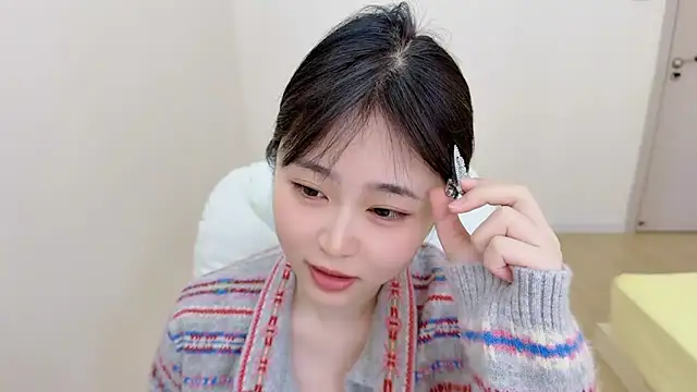 Onefiona online show from April 14, 2026, 7:02 am