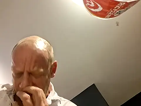 mikman100 online show from February 22, 2026, 5:43 am