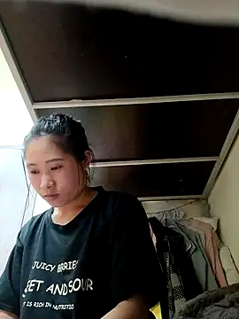 aaa sexy aaa online show from April 2, 2026, 11:06 am