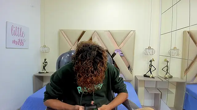 Snapshot of Anyelo_Twink chatting on February 26, 2026, 1:55 pm Anyelo Twink online show from February 26, 2026, 1:55 pm