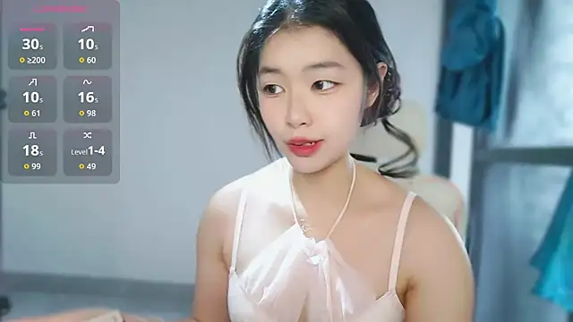 Snapshot of -XiaoYu-777 chatting on February 1, 2026, 8:23 am -XiaoYu-777 online show from February 1, 2026, 8:23 am