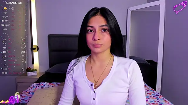 lilith petit  online show from March 9, 2026, 1:25 pm