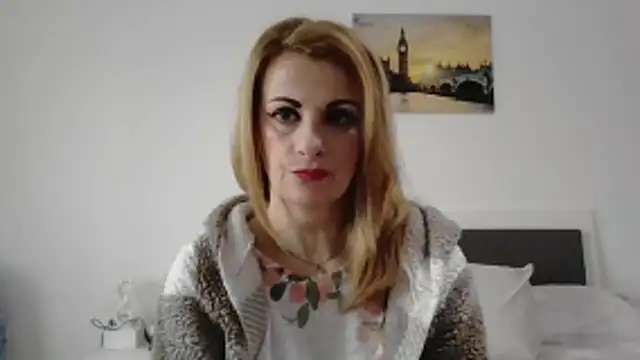 Snapshot of Clara1986 chatting on February 8, 2026, 11:30 am Clara1986 online show from February 8, 2026, 11:30 am