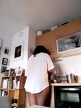 Snapshot of therealsun8 chatting on February 17, 2026, 6:54 am therealsun8 online show from February 17, 2026, 6:54 am