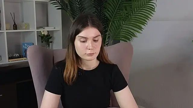 RickiHamelinck online show from January 11, 2026, 7:59 am