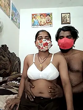 Snapshot of Angel_eyes00 chatting on January 18, 2026, 4:43 pm Angel eyes00 online show from January 18, 2026, 4:43 pm