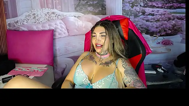 Layla-Wattson online show from February 15, 2026, 11:53 am