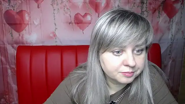 VeronicaSvitt online show from March 4, 2026, 1:08 pm