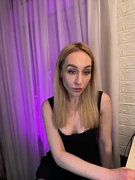 AnesaKis online show from May 10, 2026, 11:17 pm